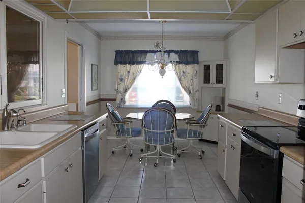 Property Slideshow image 2 of 47 | 9242 36th st, Pinellas Park, FL, 33782