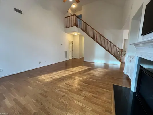 Property Slideshow image 2 of 11 | 407 dundee ln, Chesapeake, VA, 23322