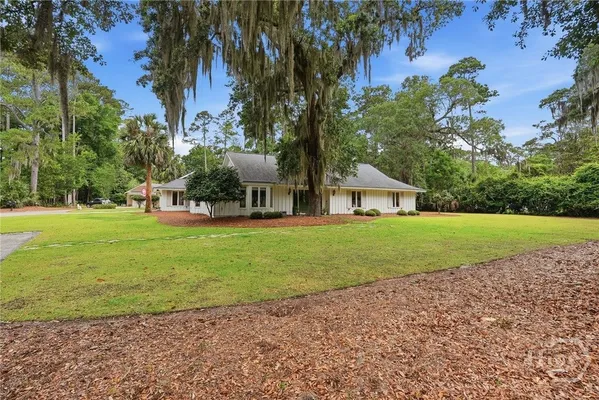 Property Slideshow image 3 of 49 | 1 bray ln, Savannah, GA, 31411