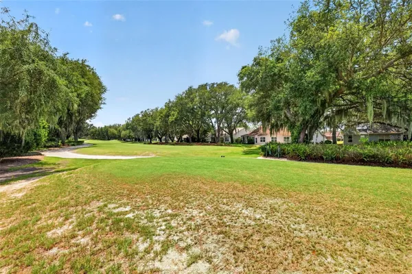 Property Slideshow image 2 of 49 | 542 loma paseo dr, The Villages, FL, 32159