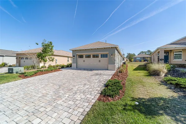 Property Slideshow image 3 of 63 | 9313 sw 102nd terrace rd, Ocala, FL, 34481
