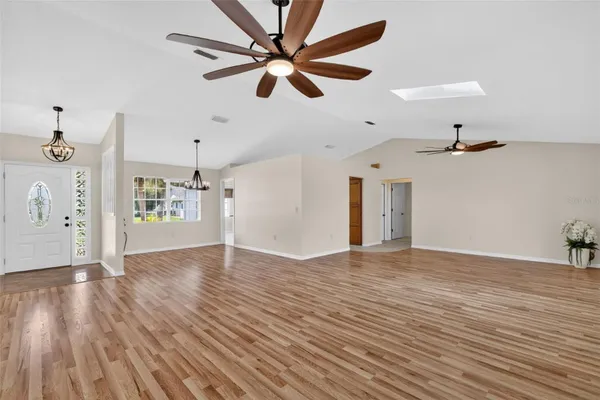 Property Slideshow image 3 of 33 | 26648 evert st, Leesburg, FL, 34748