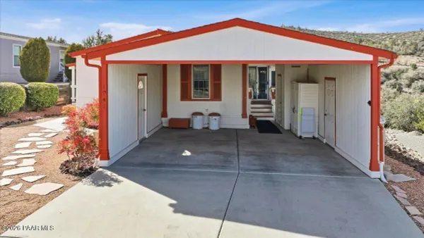 Property Slideshow image 2 of 36 | 1941 e mountain hollow dr, Prescott, AZ, 86301