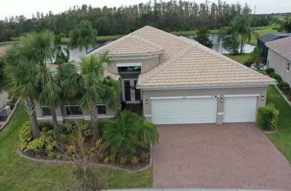 Property Slideshow image 2 of 72 | 16015 cape coral dr, Wimauma, FL, 33598