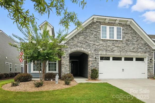 Property Slideshow image 2 of 48 | 3297 oliver stanley trl, Lancaster, SC, 29720