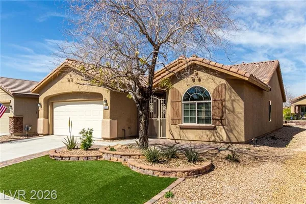 Property Slideshow image 3 of 41 | 6092 fox creek ave, Las Vegas, NV, 89122