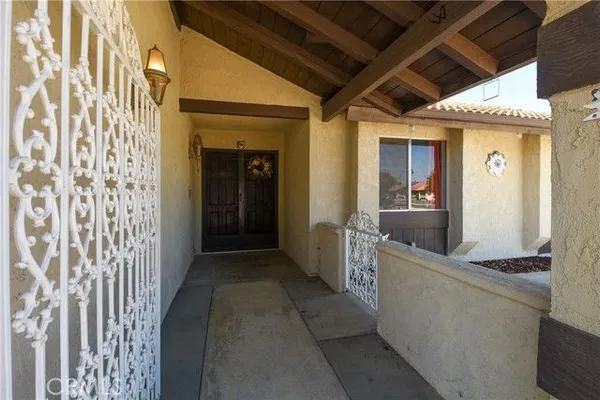 Property Slideshow image 3 of 32 | 2115 flame tree way, Hemet, CA, 92545