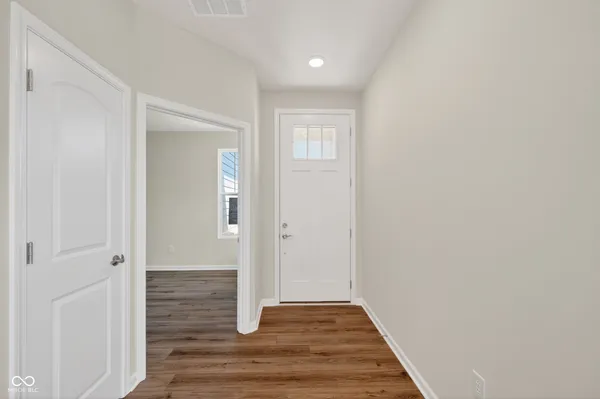 Property Slideshow image 3 of 44 | 13303 roundtop rd, Noblesville, IN, 46060