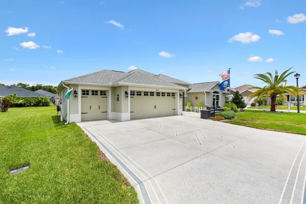 Property Slideshow image 2 of 42 | 987 frederick ter, The Villages, FL, 32163