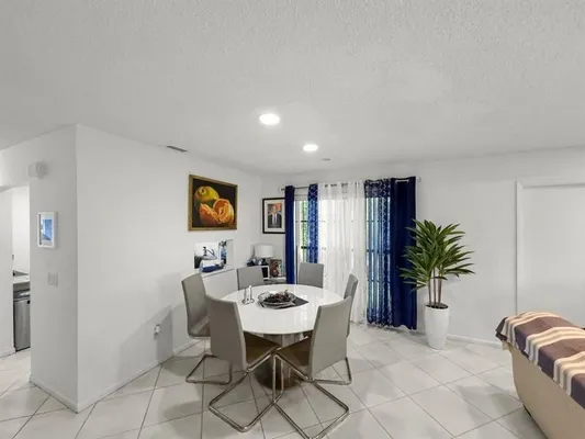 Property Slideshow image 3 of 17 | 9286 vista del lago apt 35b, Boca Raton, FL, 33428