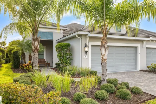 Property Slideshow image 2 of 55 | 3102 sky blue cv, Bradenton, FL, 34211