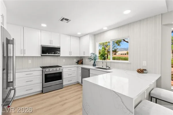Property Slideshow image 2 of 65 | 2641 legend dr, Las Vegas, NV, 89134