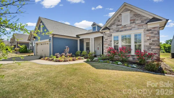 Property Slideshow image 2 of 47 | 2017 grove pl, Fort Mill, SC, 29715