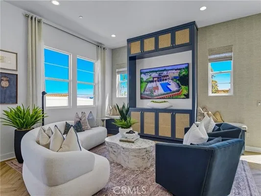 Property Slideshow image 3 of 24 | 2378 liv way, Montebello, CA, 90640