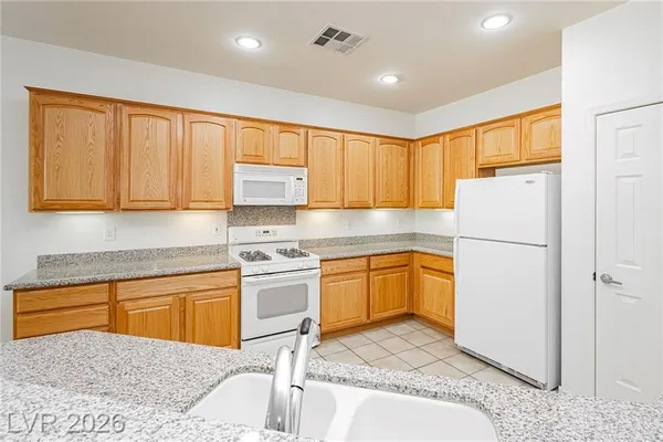 Property Slideshow image 3 of 33 | 2126 alyssa jade dr, Henderson, NV, 89052