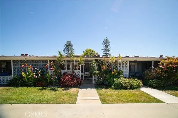 Property Slideshow image 3 of 23 | 13751 st andrews dr, Seal Beach, CA, 90740