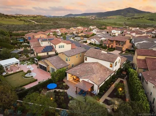 Property Slideshow image 2 of 53 | 7964 auberge cir, San Diego, CA, 92127