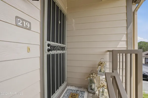 Property Slideshow image 2 of 51 | 1975 blooming hills dr 219, Prescott, AZ, 86301