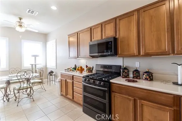 Property Slideshow image 2 of 26 | 19484 lynbrook rd, Apple Valley, CA, 92308