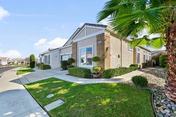 Property Slideshow image 2 of 35 | 308 upton pyne dr, Brentwood, CA, 94513