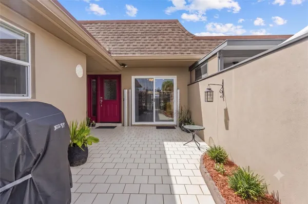 Property Slideshow image 3 of 68 | 531 boca ciega point blvd 531, St Petersburg, FL, 33708