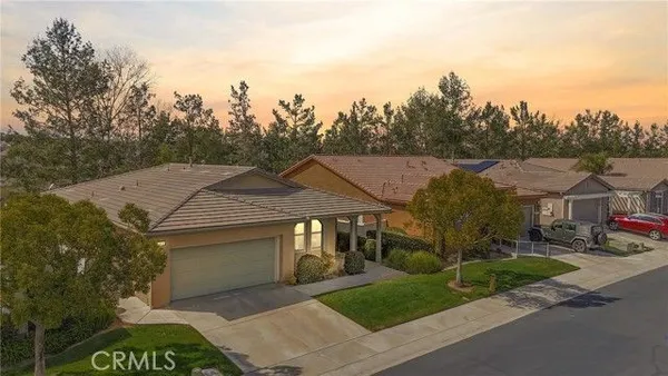 Property Slideshow image 2 of 33 | 113 owl crk, Beaumont, CA, 92223