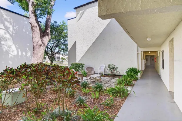 Property Slideshow image 3 of 43 | 14130 rosemary ln 4105, Largo, FL, 33774