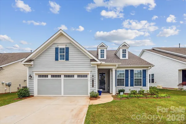 Property Slideshow image 2 of 34 | 10400 superb ln, Charlotte, NC, 28215