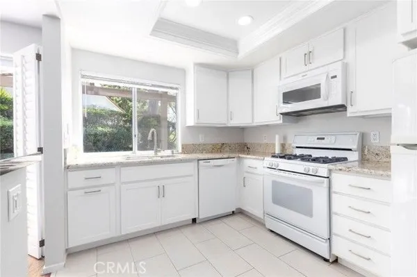 Property Slideshow image 3 of 32 | 28302 borgona, Mission Viejo, CA, 92692