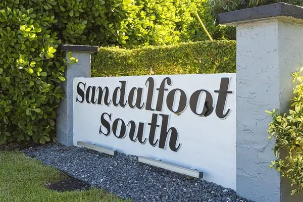 Property Slideshow image 2 of 43 | 9856 marina blvd 1314, Boca Raton, FL, 33428