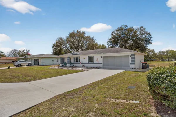 Property Slideshow image 3 of 30 | 6196 sw 101st pl, Ocala, FL, 34476