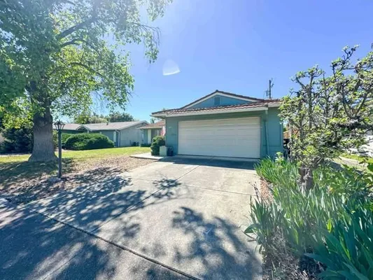 Property Slideshow image 3 of 16 | 169 rainier cir, Vacaville, CA, 95687