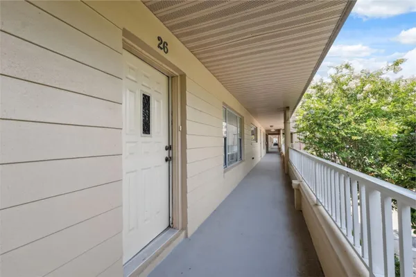 Property Slideshow image 2 of 49 | 2192 swedish dr 26, Clearwater, FL, 33763