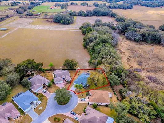 Property Slideshow image 2 of 58 | 17498 se 74th raes hall ave, The Villages, FL, 32162