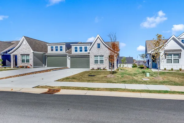 Property Slideshow image 2 of 45 | 548 byres ct, Smyrna, TN, 37167