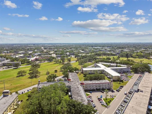 Property Slideshow image 3 of 52 | 2430 florentine way 46, Clearwater, FL, 33763