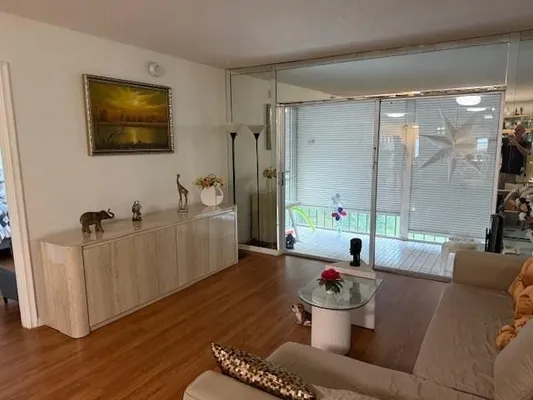 Property Slideshow image 3 of 13 | 8990 s hollybrook blvd apt 302, Pembroke Pines, FL, 33025