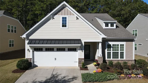 Property Slideshow image 2 of 48 | 128 van gogh trl, Mount Holly, NC, 28120
