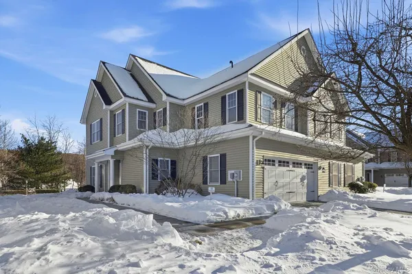 Property Slideshow image 3 of 30 | 15 revolution rd, Cold Spring, NY, 10516