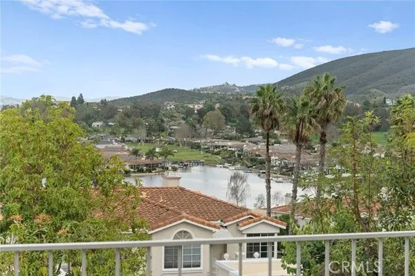 Property Slideshow image 2 of 33 | 1652 via, San Marcos, CA, 92078
