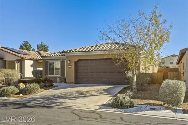 Property Slideshow image 3 of 53 | 5924 radiance park st, North Las Vegas, NV, 89081