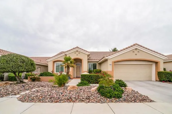 Property Slideshow image 2 of 34 | 78202 kensington ave, Palm Desert, CA, 92211