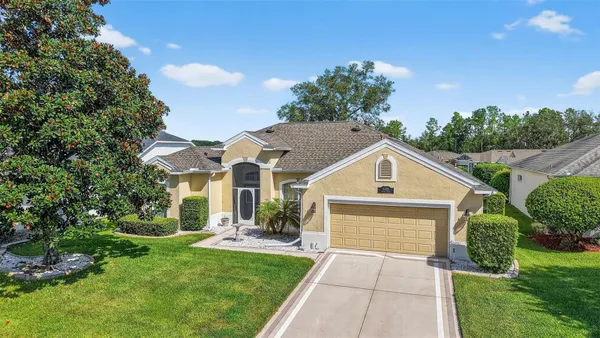 Property Slideshow image 2 of 30 | 5135 aurora dr, Leesburg, FL, 34748