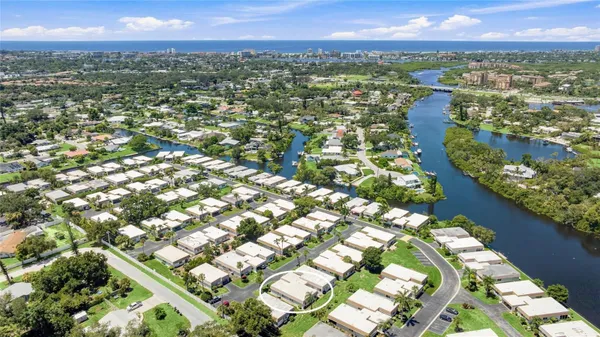 Property Slideshow image 2 of 53 | 2327 waterbluff pl v315, Sarasota, FL, 34231