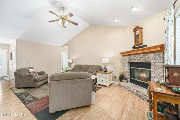 Property Slideshow image 3 of 26 | 545 snead dr, Crossville, TN, 38558