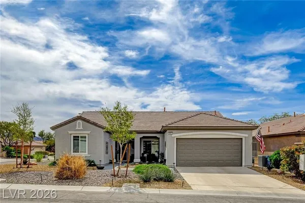 Property Slideshow image 3 of 35 | 2831 goldcreek st, Henderson, NV, 89052