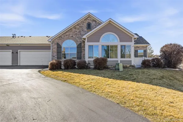 Property Slideshow image 2 of 28 | 1945 s espana ct c, Aurora, CO, 80013