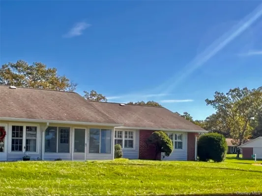 Property Slideshow image 2 of 13 | 22b guilford ct # 22b, Ridge, NY, 11961