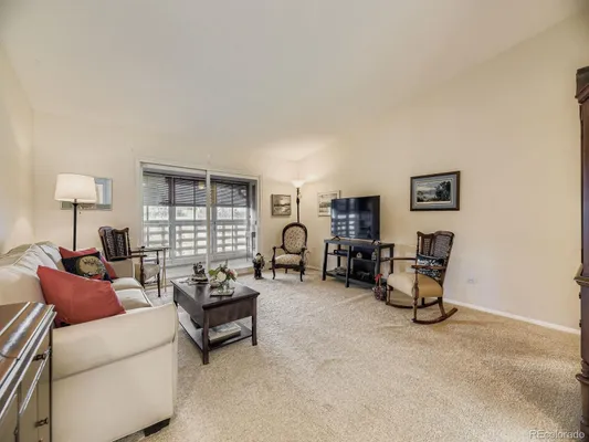 Property Slideshow image 3 of 17 | 700 s alton way unit 7d, Denver, CO, 80247