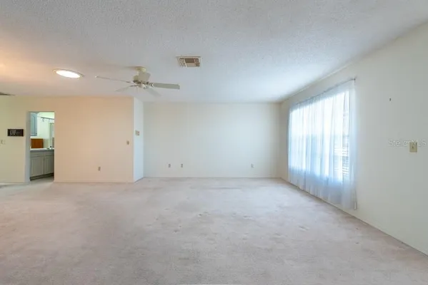 Property Slideshow image 3 of 44 | 106 silverbell ct, Sun City Center, FL, 33573